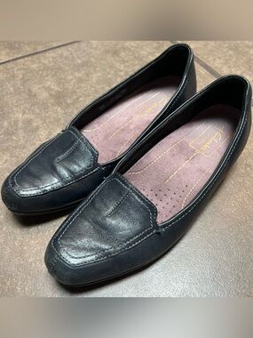 Clarks Everyday Timeless Black Leather Moc Toe Loafers Flats 84964 Womens 7 N